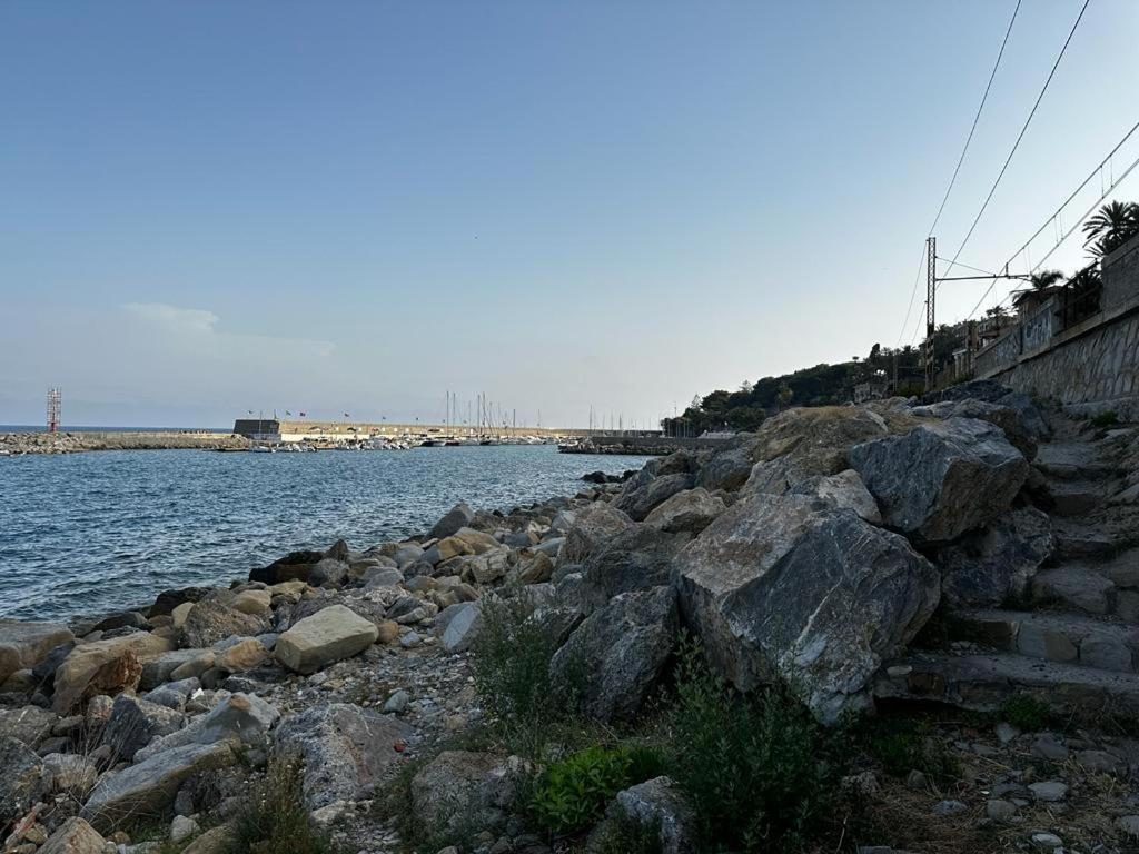 La Via Sul Mare Lejlighed Bordighera Eksteriør billede